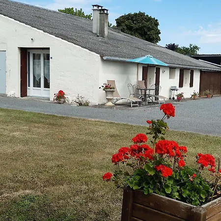Holiday home De La Seugne Pres De Jonzac Clion (Charente-Maritime)