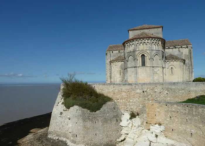 Сasa de vacaciones De La Seugne Pres De Jonzac *